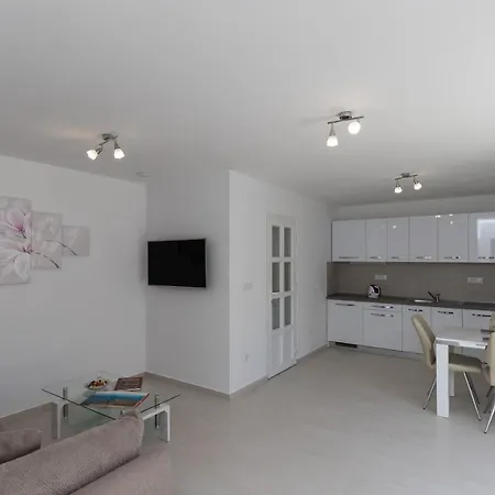Fortinia Dubrovnik- Free Parking Апартаменты Дубровник