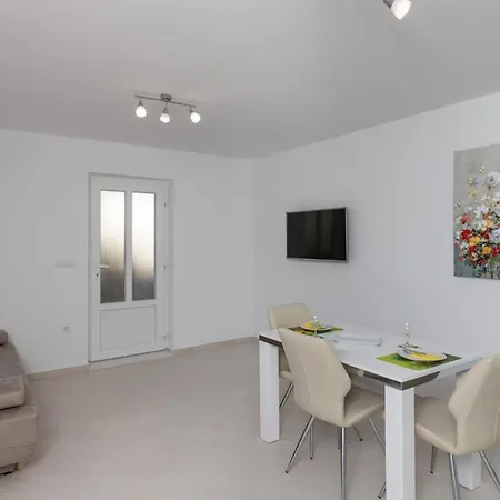 Fortinia Dubrovnik- Free Parking Apartment